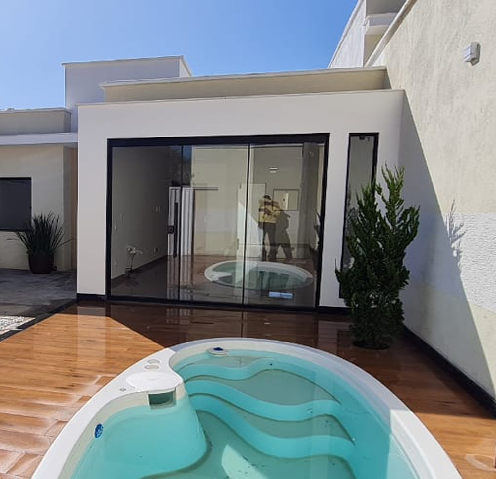 WhatsApp Image 2025-03-21 at 15.51.35 (1) 1